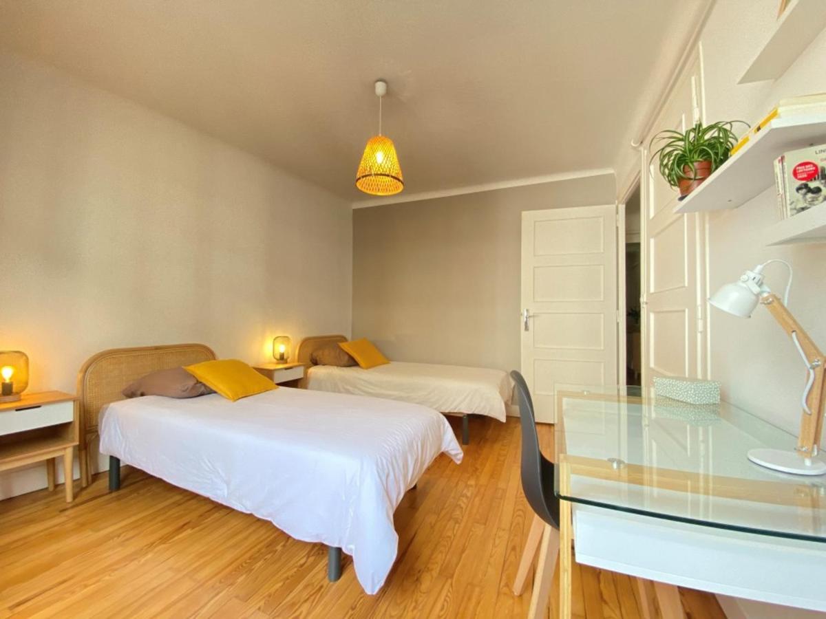 Charmant T3 Renove En Centre-Ville D'Annecy Avec Balcon, Ascenseur Et Parking Prive - Fr-1-432-83 Bagian luar foto