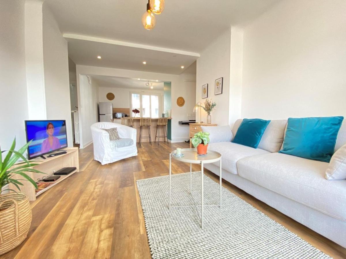 Charmant T3 Renove En Centre-Ville D'Annecy Avec Balcon, Ascenseur Et Parking Prive - Fr-1-432-83 Bagian luar foto